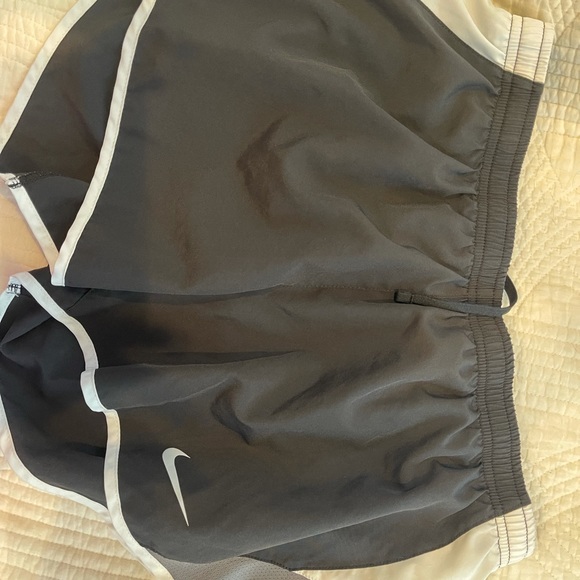 Nike Dri-Fit shorts with built in support - Picture 3 of 3